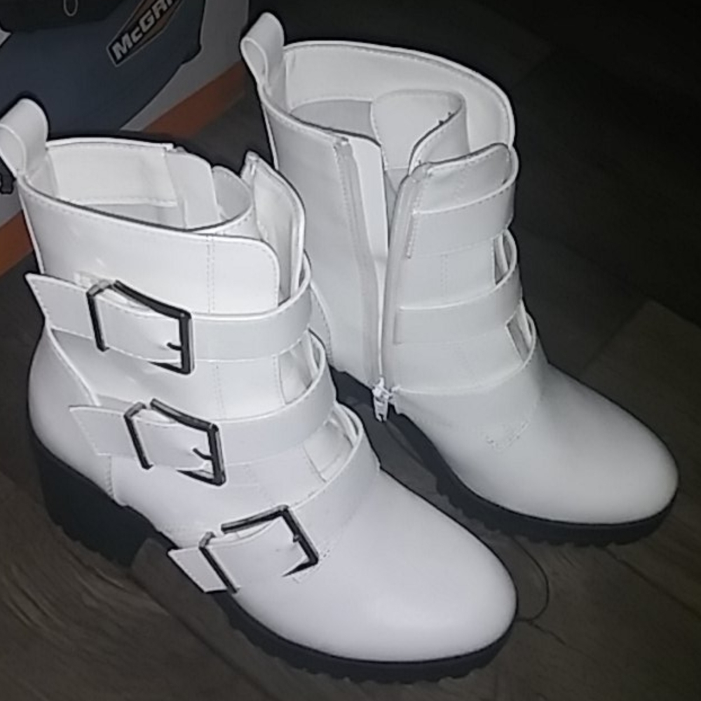 White Booties - Picture 2 of 6